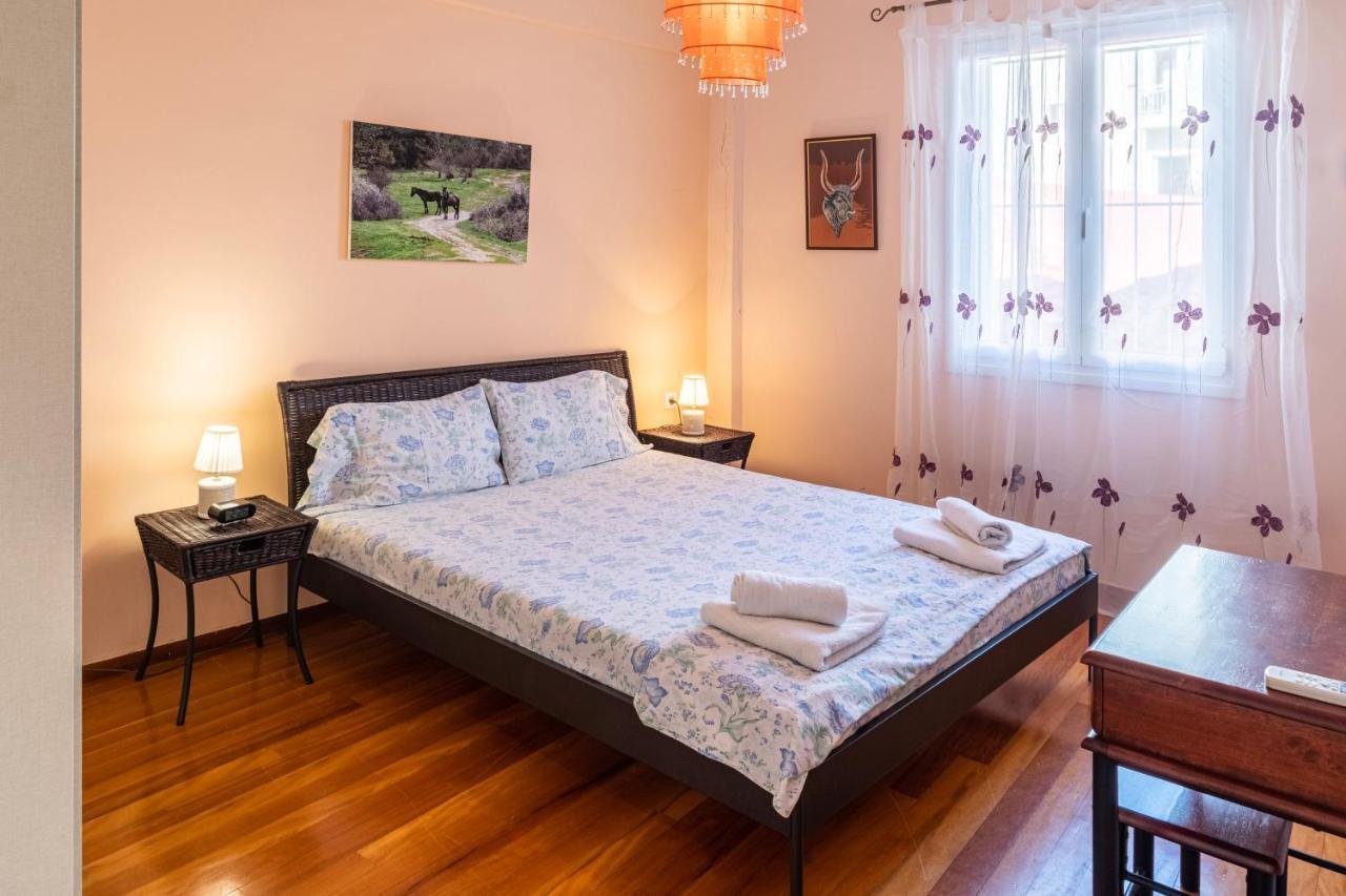Erika'S Oasis - Stylish Gem Inthe Heart Of History Apartment Kalamata Exterior photo